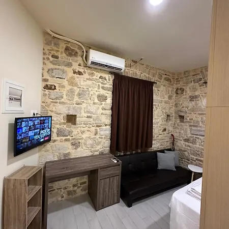 Q Apartments In Corfu Town Exterior photo